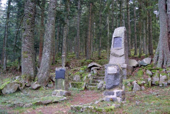 Le cimetière Germania (C18).  