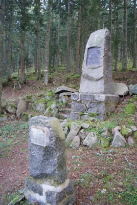 Le cimetière Germania (C18).  