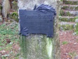 Le cimetière Germania (C18). La stèle du soldat Charles Banzet.  