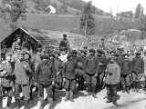 Chasseurs Alpins faits prisonniers au col du Calvaire. Juin 1915. 