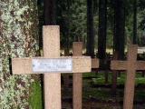 Le cimetière français Duchesne. Tombe d'un Chasseur du 215è R.I. tué le 2 décembre 1914.