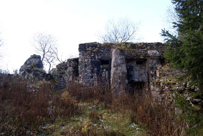 Le Bastion : vue arrière de la partie sommitale.