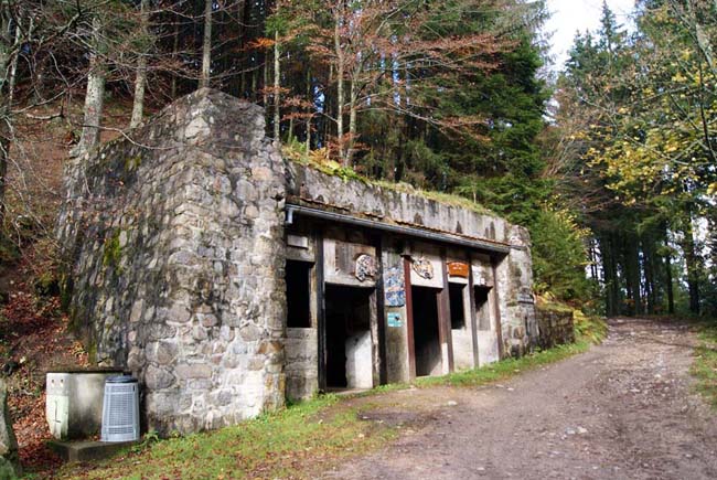 Étang du Devin : la salle des machines du camp allemand. 