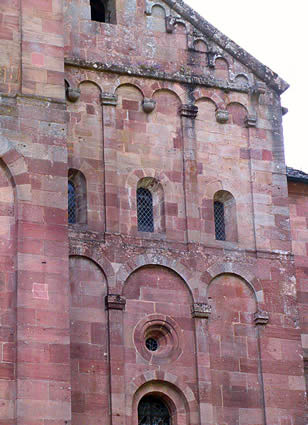 Saint-Léger de Murbach : chapelle nord du chevet. 