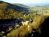 Vue sur la cluse depuis le logis du château supérieur 