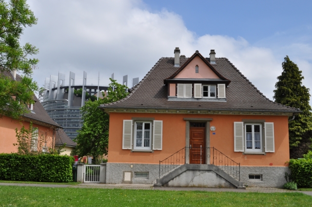 Strasbourg : cité-jardin Ungemach - vue vers le Parlement