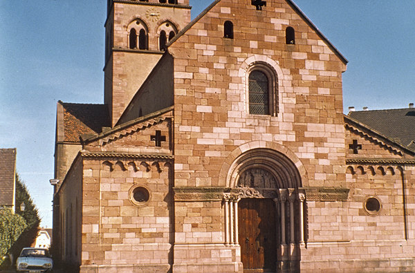 Sigolsheim : église paroissiale - vue de la façade occidentale