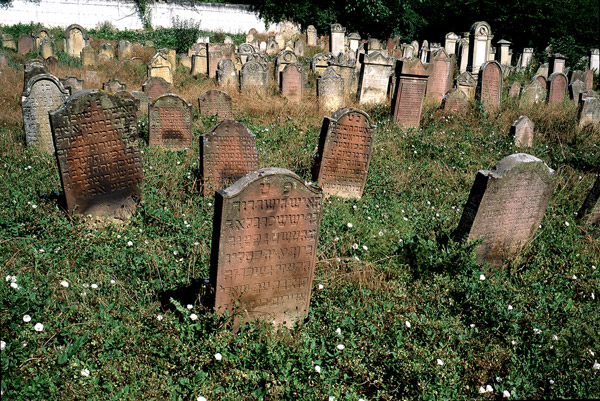 ﻿Herrlisheim : cimetière juif