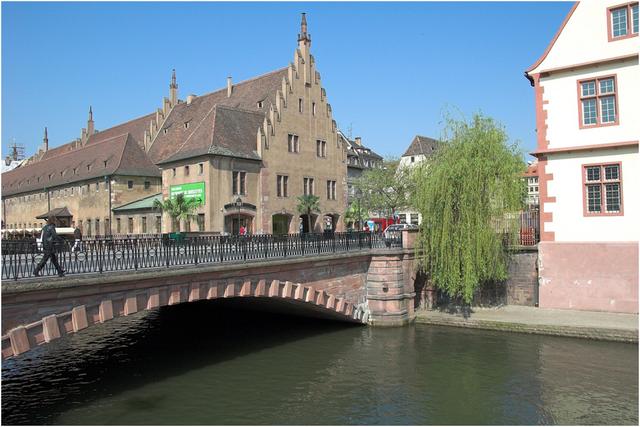 	Strasbourg : pont du Corbeau et Ancienne Douane