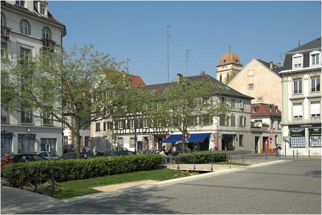 Strasbourg : quartier de la Krutenau - place de Zurich