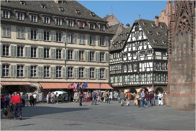 Strasbourg : place de la Cathédrale