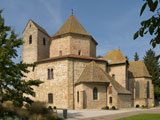 Ottmarsheim : abbatiale Saints-Pierre et Paul, exemple d’architecture ottonienne