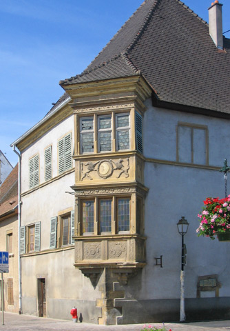 Rouffach : maison à oriel