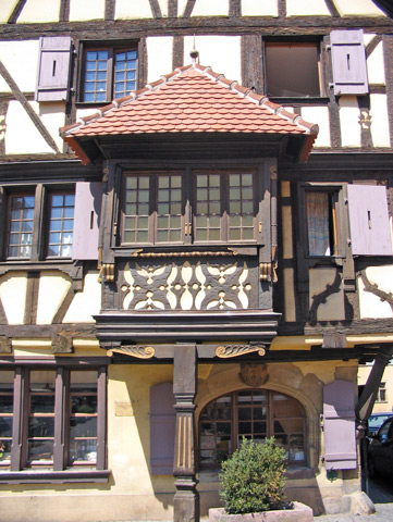 Turckheim : maison à oriel