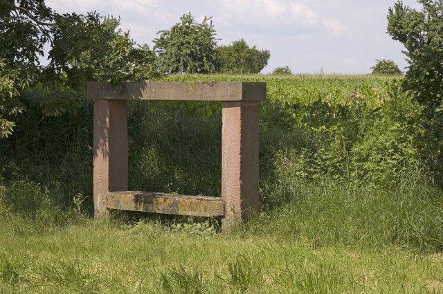 Hochstett : banc de repos