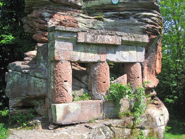 Niederbronn : temple de la Wasenburg