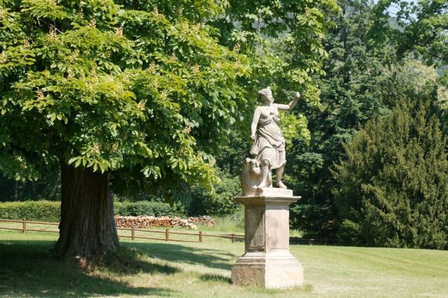 Kintzheim : parc du château Favier - statue de Diane