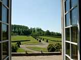 Bischheim : château d'Angleterre - vue du grand axe sud du jardin 