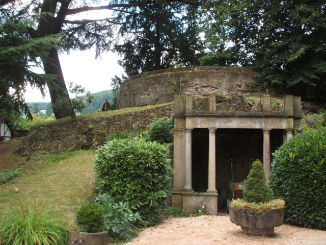 Guebwiller : jardin de l'enclos Schlumberger - belvédère