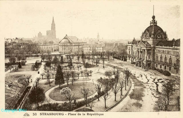 Strasbourg : place de la République