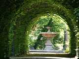 Strasbourg : parc de l'Orangerie - tonnelle