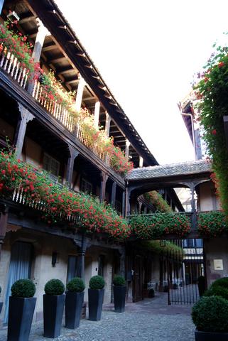 Strasbourg : hôtellerie de la cour des Corbeaux