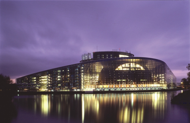 Strasbourg : Parlement - vue extérieure