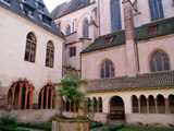 Église St-Pierre-le-Vieux de Strasbourg : cloître - Photo Marie-Georges Brun