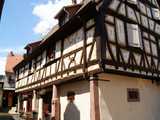 Dambach la Ville : maison à encorbellement, rue De Gaulle - Photo Marie-Georges Brun