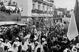 L'entrée de Guillaume II à Tanger, le 31 mars 1905. Son discours provoque une granve crise internationale.