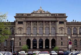 Strasbourg : façade de la  « Kaiser Wilhelms Universität », l’université impériale.