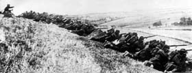 Infanterie française en ligne près de Mulhouse, août 1914. 