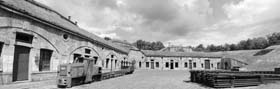 Epinal : le fort de Bois-l’Abbé. Construit de 1884 à 1885 à Uxegney, il est un exemple de fortification de l'Est de la France de type Séré de Rivières, destiné à barrer la route à une éventuelle invasion allemande.