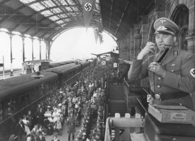 Retour des évacués en gare de Strasbourg