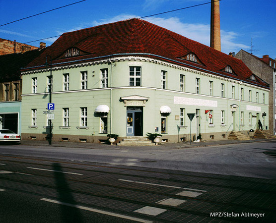 Bibliothek der Viadrina-Universität, Frankfurt/O. - 2/98 