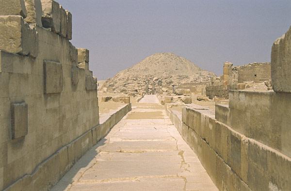 Saqqara : pyramide d'Ounas