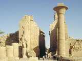 Karnak : première cour  