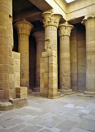 Philae : salle hypostyle