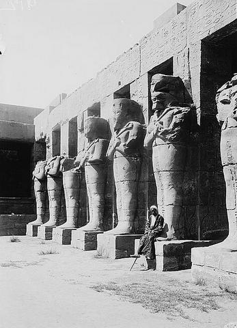 Karnak : temple of Ramses III