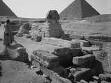 The Sphinx and two pyramids