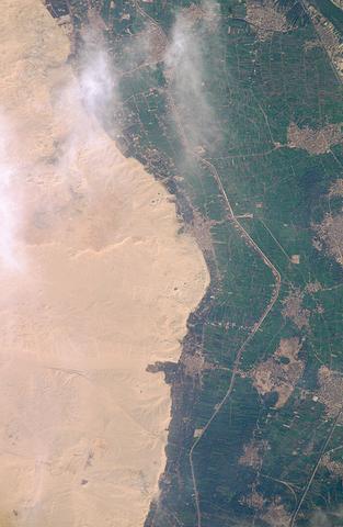 Pyramides près d'Helwan 