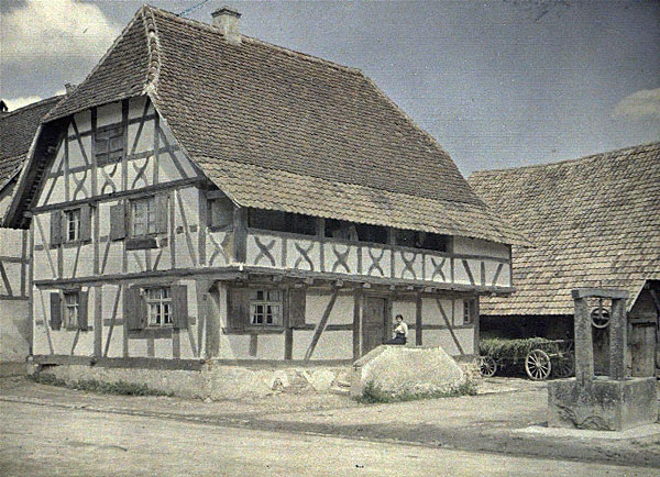 Maison à pans de bois et puits (Ballersdorf)