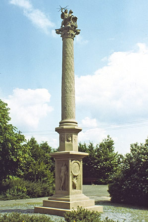 Colonne de Jupiter à l'anguipède