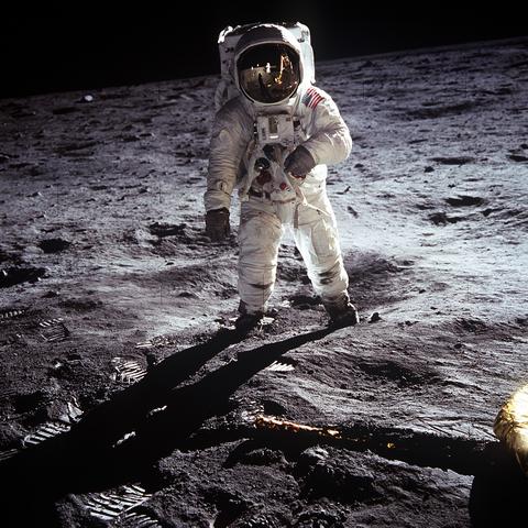 Astronaute Buzz Aldrin sur la lune (vol Apollo XI)  