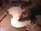 
        Le luthier 
    