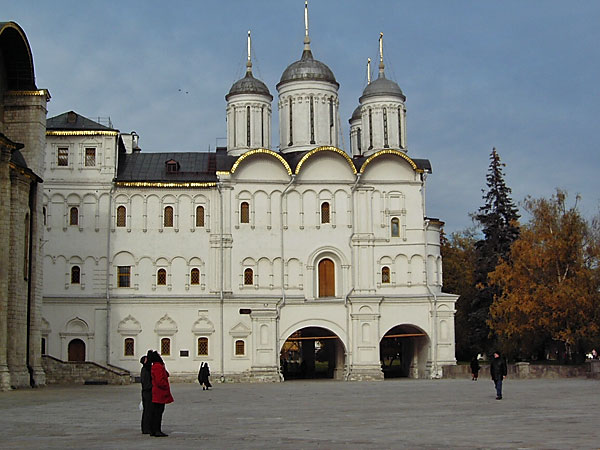  Kremlin : église des Douze Apôtres 