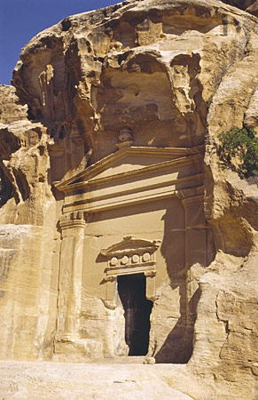 Pétra : tombeau à façade monumentale 