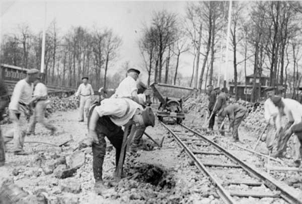 Travaux de terrassement, à Buchenwald (1940)