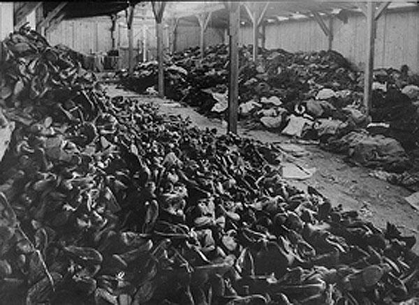 Vêtements et chaussures, à Auschwitz