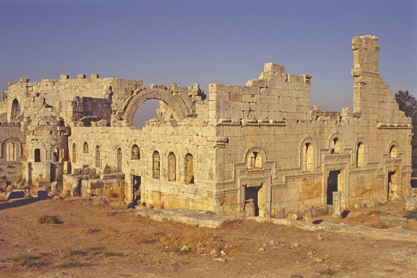 Qalat Samaan (Saint-Siméon) : vue générale de la basilique   